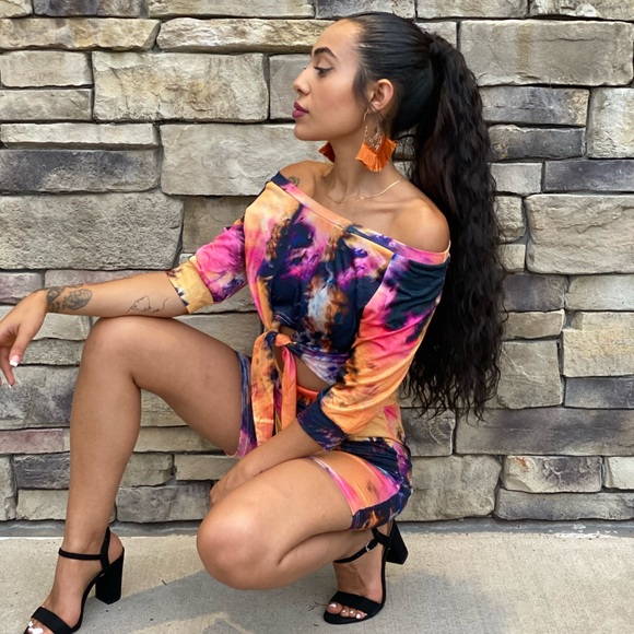 ‼️ Two Piece Set Crop Top Biker Shorts Tie Dye Set - Picture 4 of 4